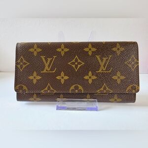 Louis Vuitton Monogram Porte International Wallet Vintage